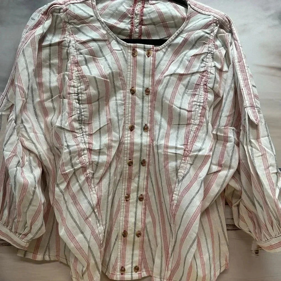 NEW BLUHEAVEN by Umgee M Red white striped Bishop Sleeve Button Down - Picture 4 of 4